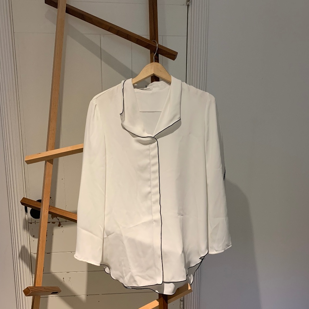 Aritzia Baboon White Blouse with Black Lining